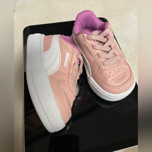 PUMA - Picture 2 of 3